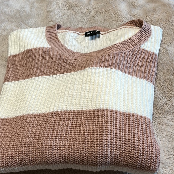 Torrid sweater size 2X - Picture 4 of 4